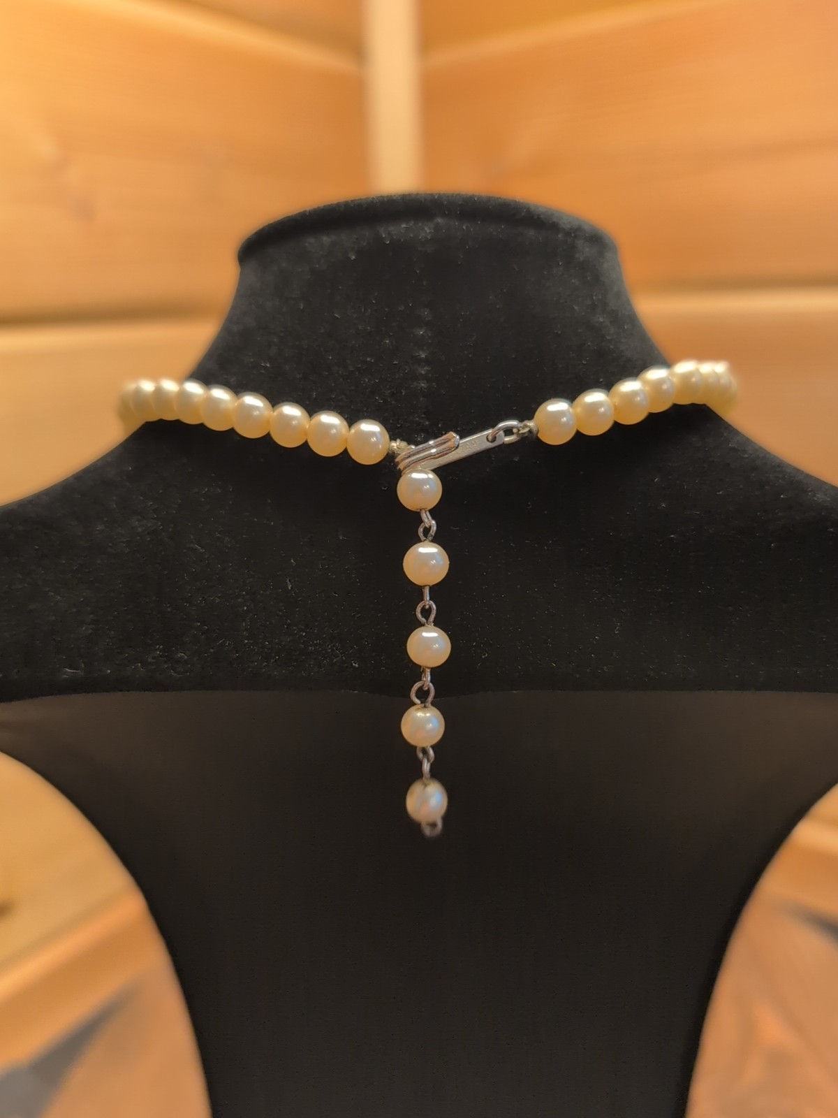 Vintage Deltah Creamy White Faux Pearl Collar Necklace With Hook Clasp