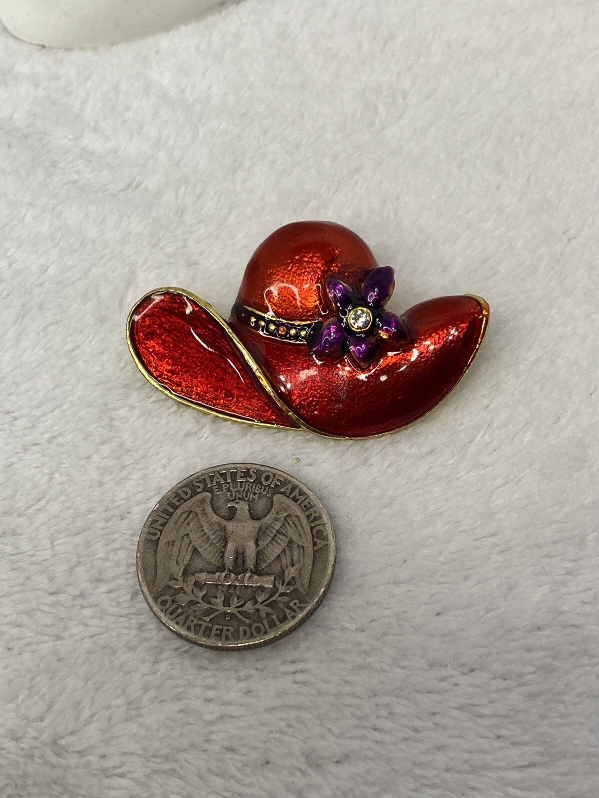 Women’s Red Hat Society Enamel Gold Tone Red Hat Purple Flower VTG Brooch Pin