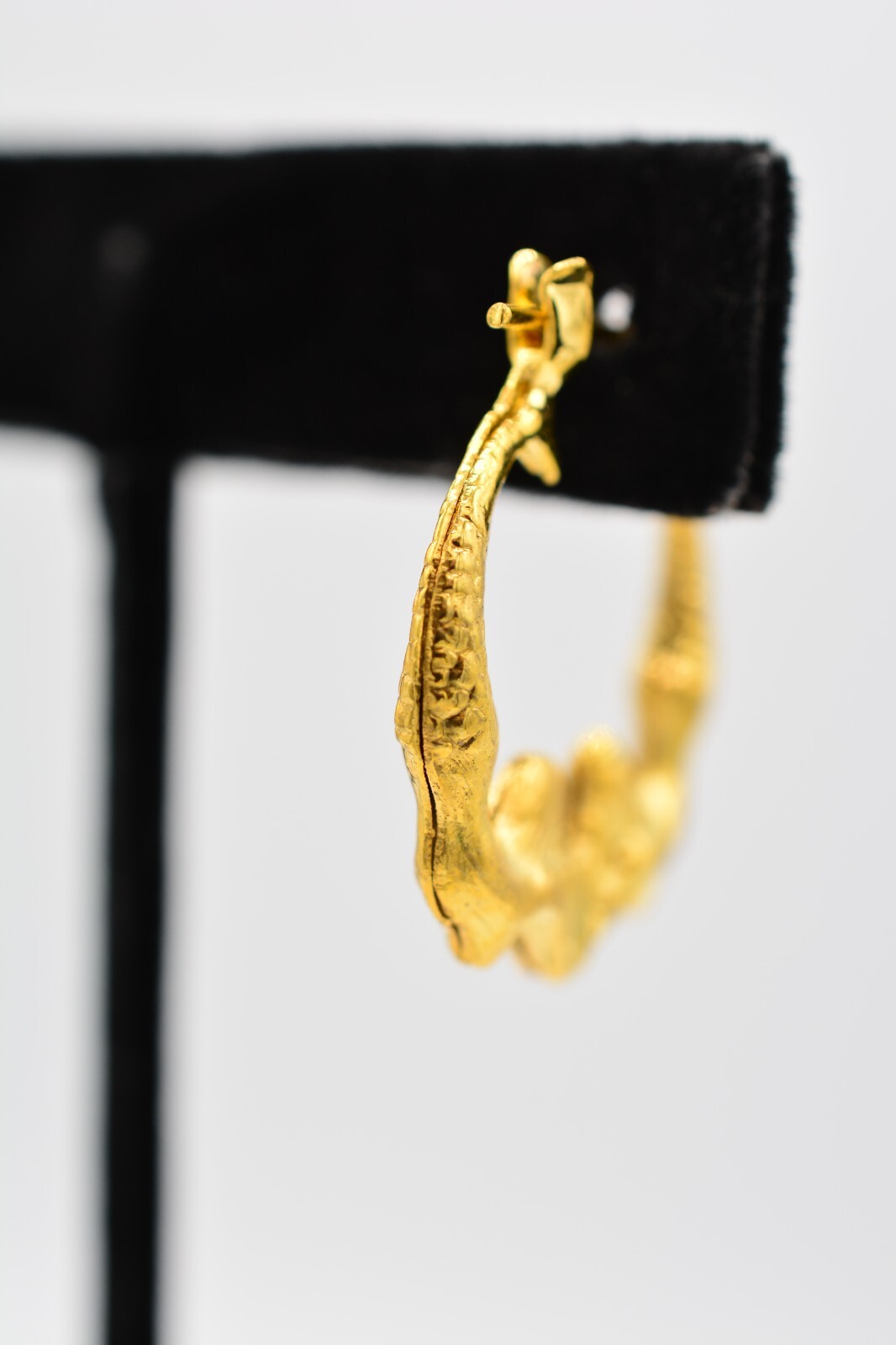 Vintage Hoop Earrings Kissing Mermaids Gold Lightweight Metal NOS 1980s BinA1