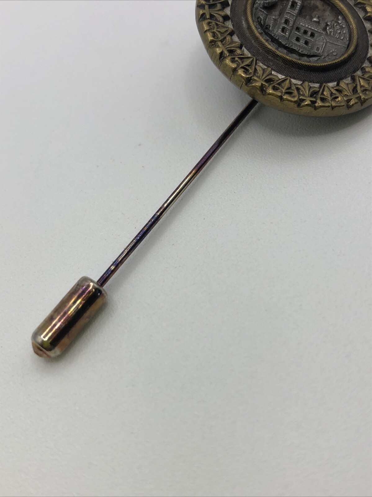 Vintage Antique Metal Picture Hat Pin Lapel Button VICTORIAN BUILDINGS