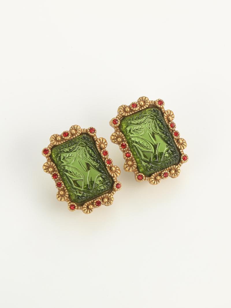 Vintage Green Glass Gold Stud Earrings Palace Relief Wedding Charm Jewelry 2025