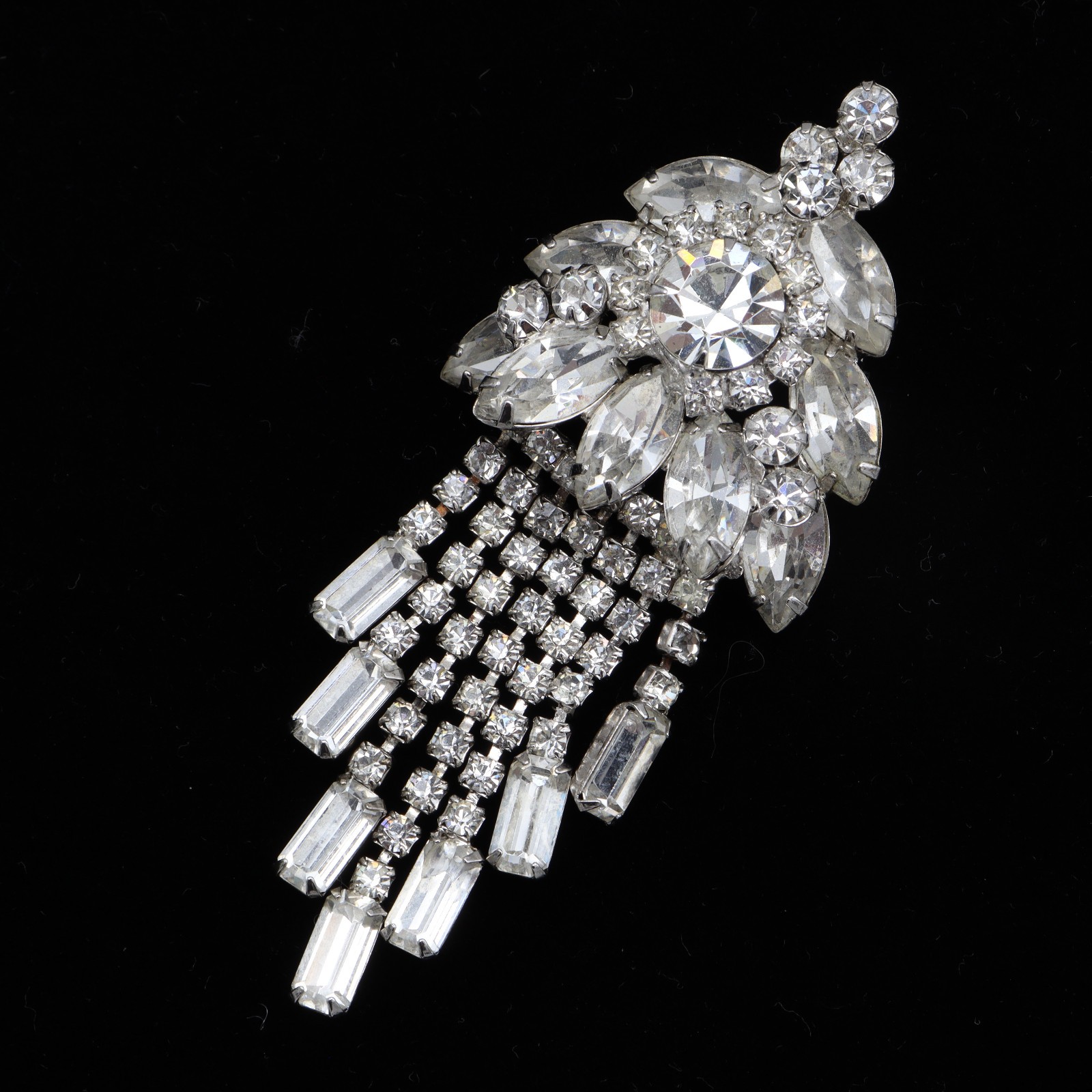 Vtg Juliana D&E Clear Rhinestone Brooch Pendant Dangle Fringe Pin Layered