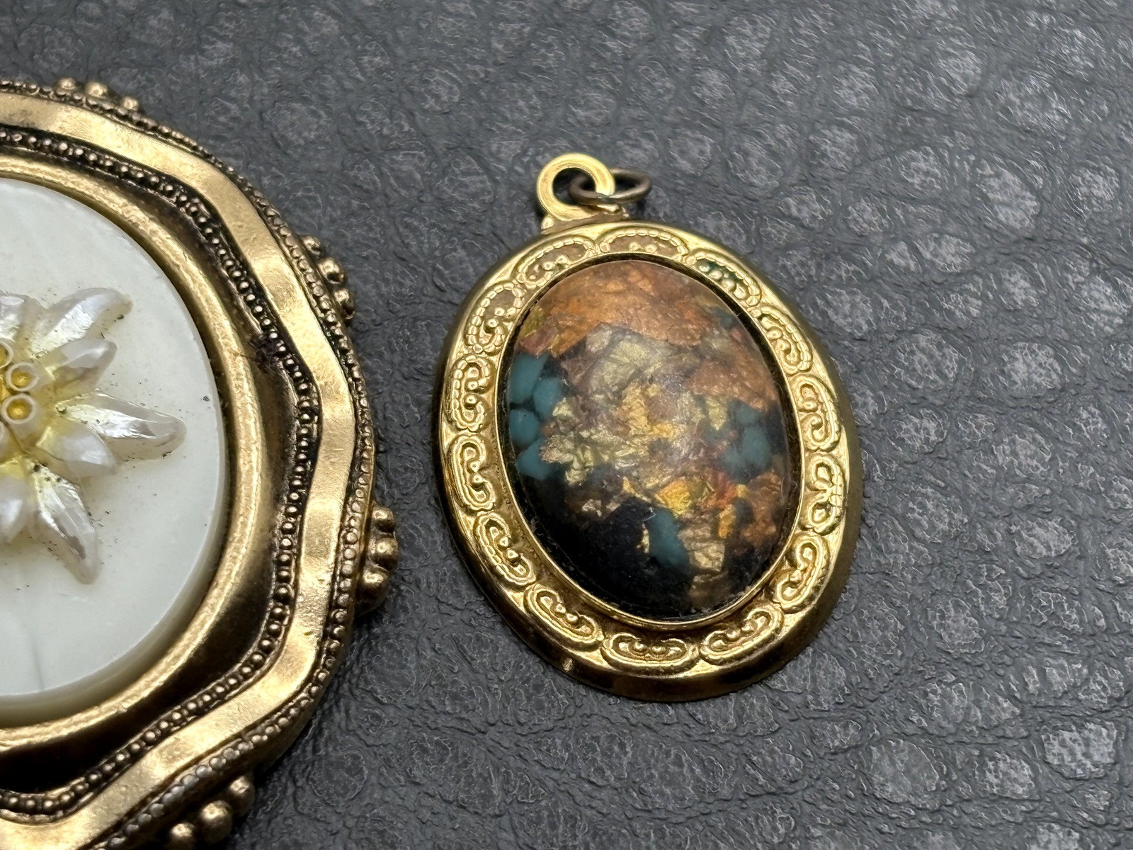 Vintage Flower Mother of Pearl Angels Cameo Style Oval Pendant Lot of 3