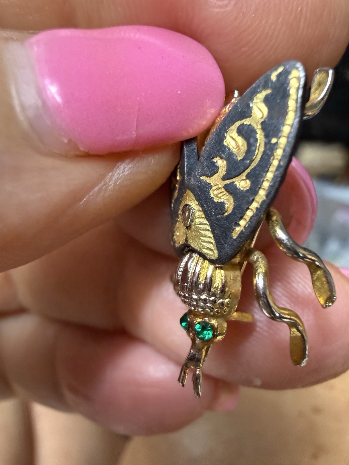 Vintage Spanish Damascene Toledo fly bug insect figural gold toned brooch pin