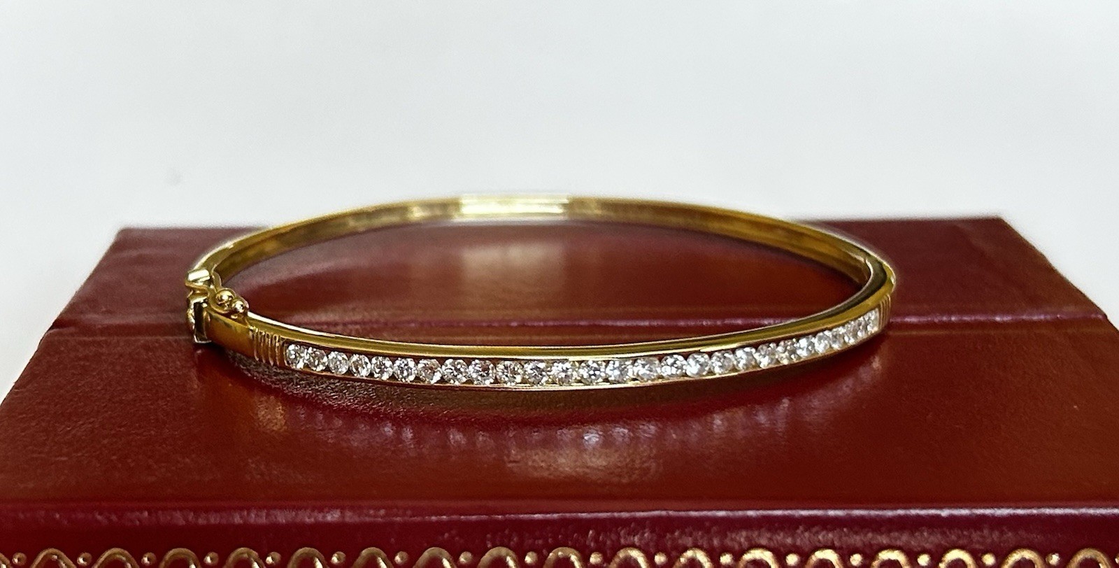 18K Yellow Gold Diamond Bangle Bracelet – 0.80 TCW – Secure Double Clasp