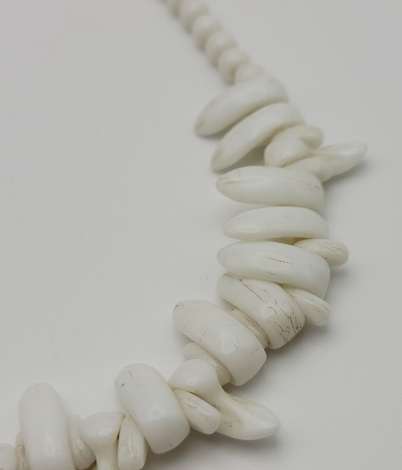 Vintage White Milk Glass Spike Beaded Tribal Choker Necklace 16.5 In Hook Clasp