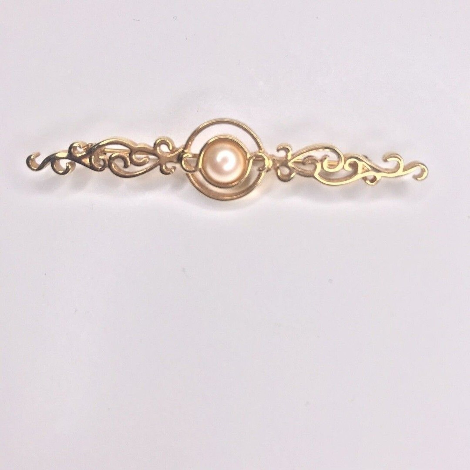 Vintage Monet Jewelry Brooch Pin Signed Gold Tone Faux Pearl