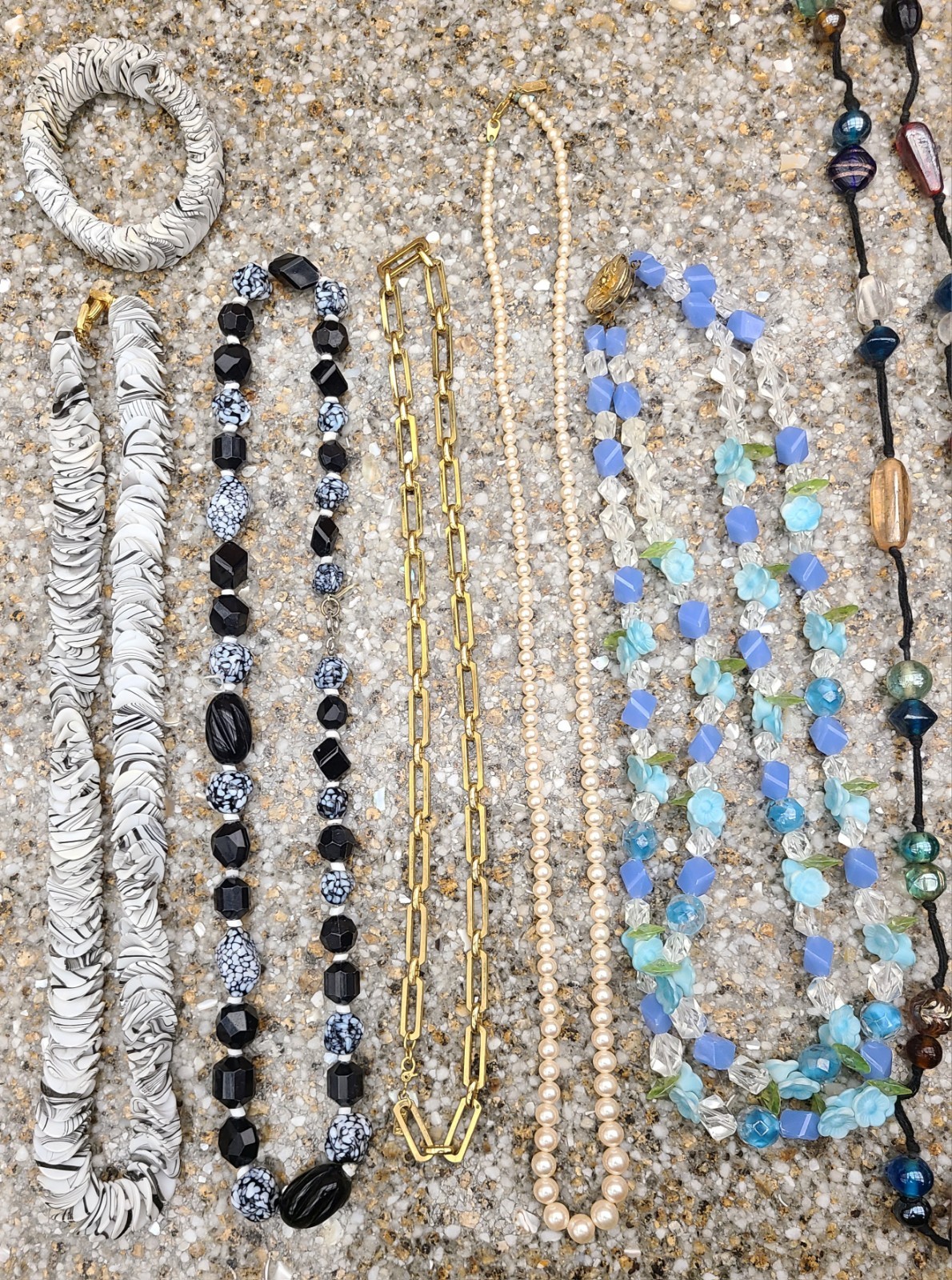 Vintage Costume Jewelry Lot Necklace Bracelet Earring Beaded Glass Pearl Gold Cl