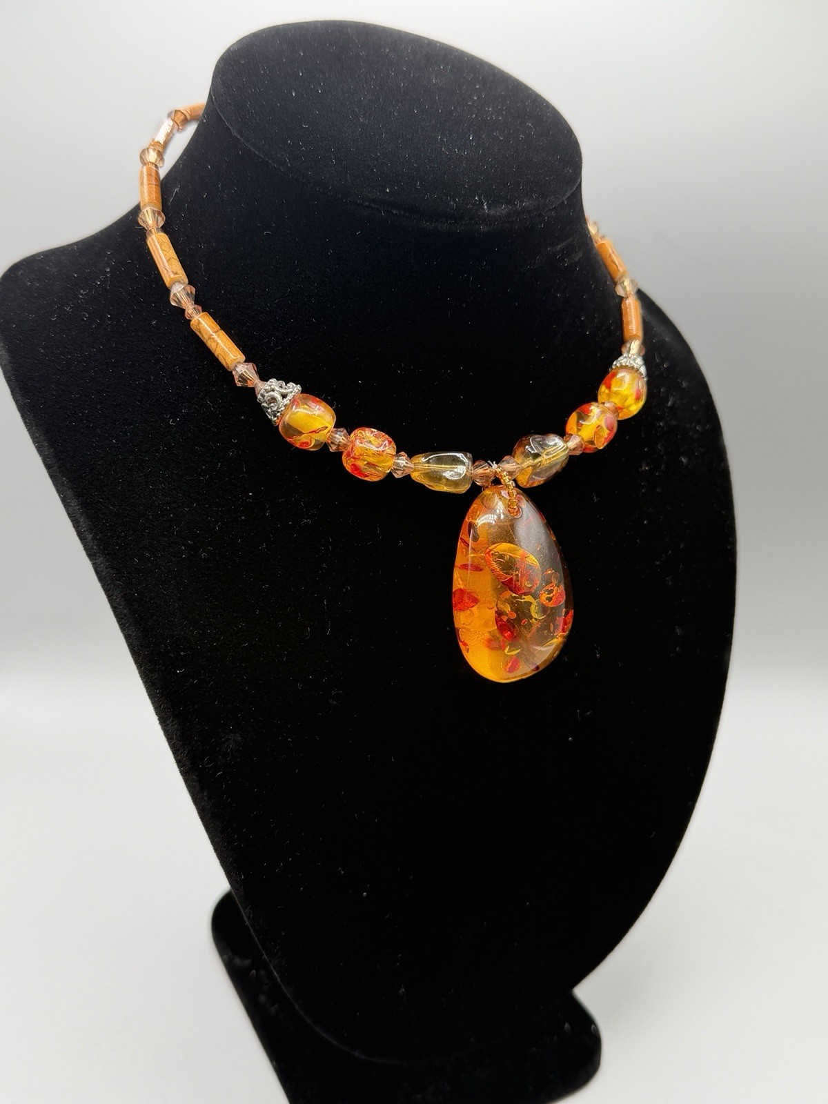 Vintage Amber Style Resin Pendant Necklace Beaded Statement Jewelry #999