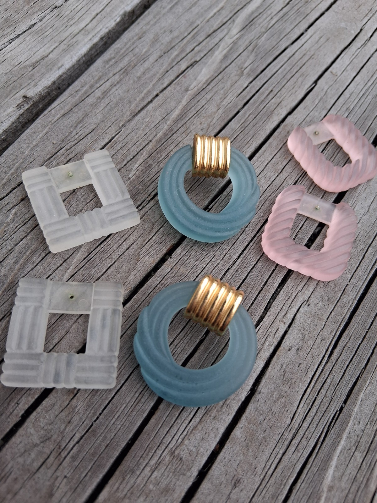 Vtg Avon Rainbow Ice Convertible Earrings In Original Box