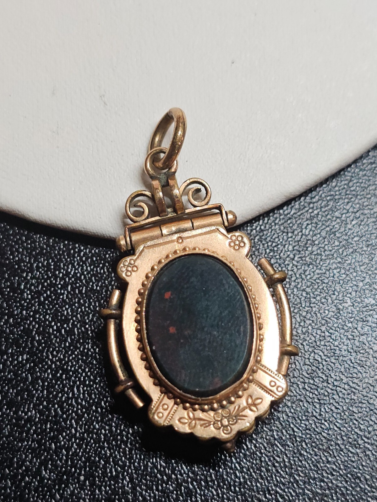 Vtg Victorian Gold Filled Bloodstone Red Stone Double Sided Locket Pendant