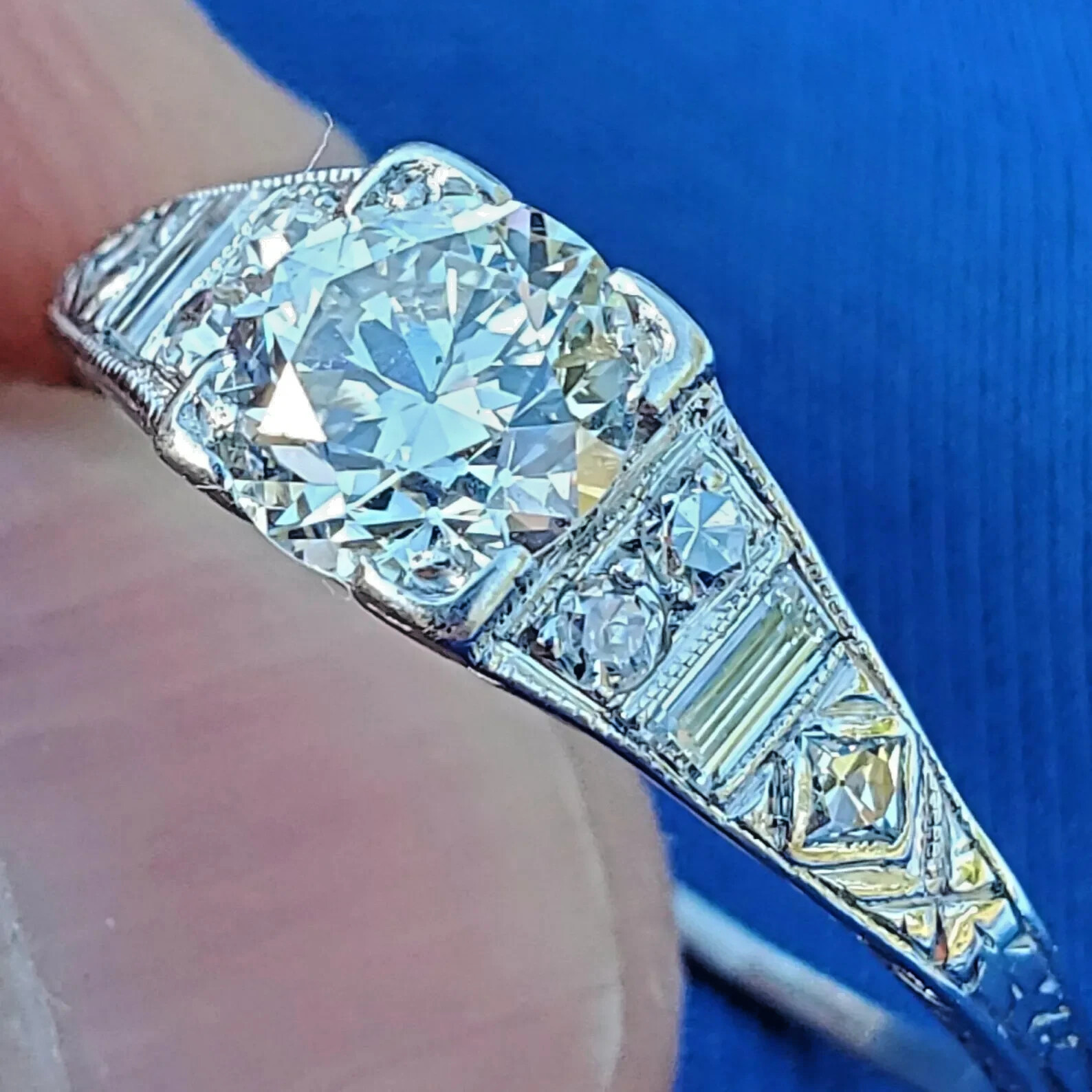 Original EARTH MINED DIAMOND ART Deco Engagement Ring 1 CARAT PLATINUM Solitaire