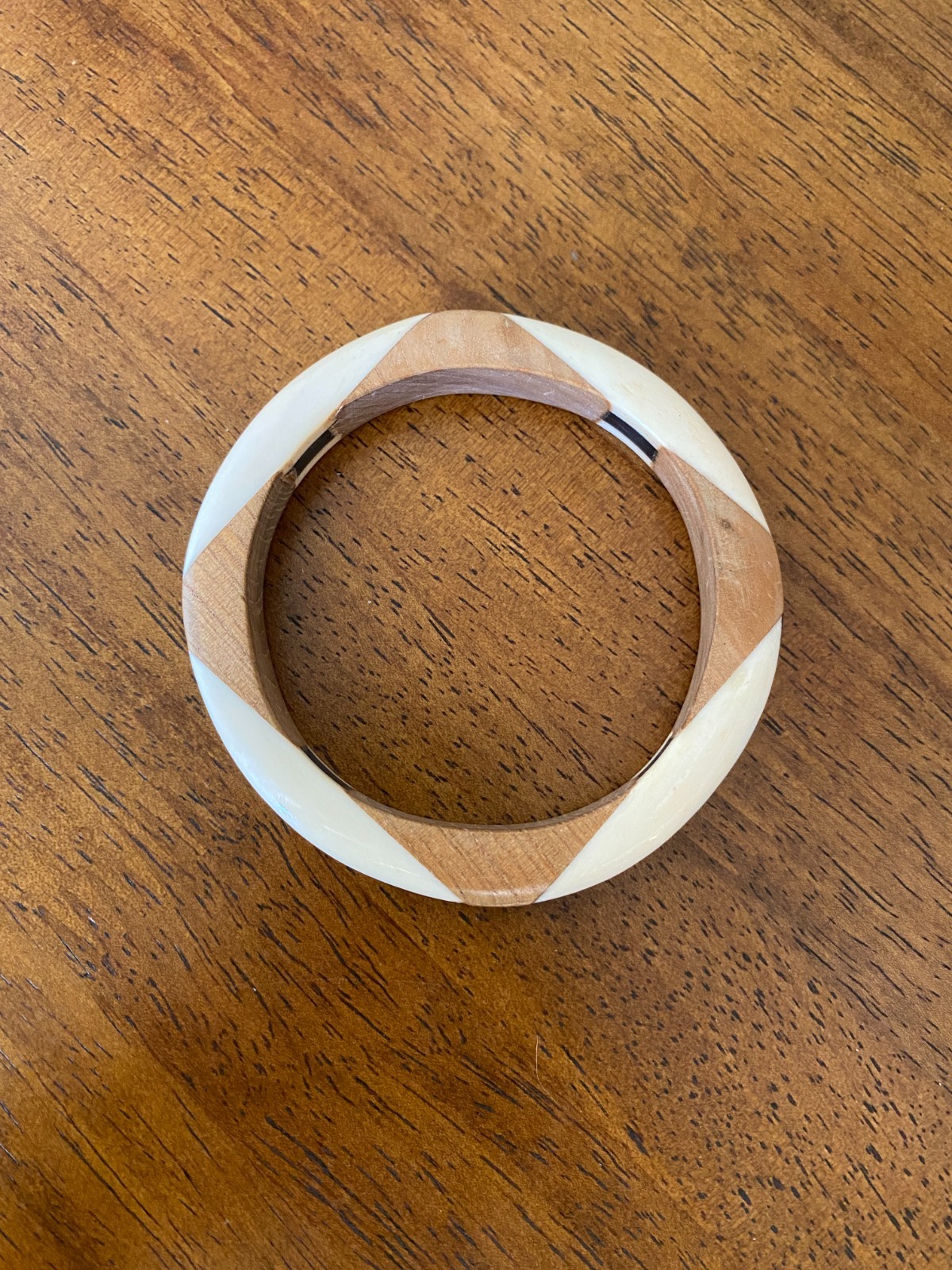 Lucite & Wood Bangle Bracelet Black White Brown