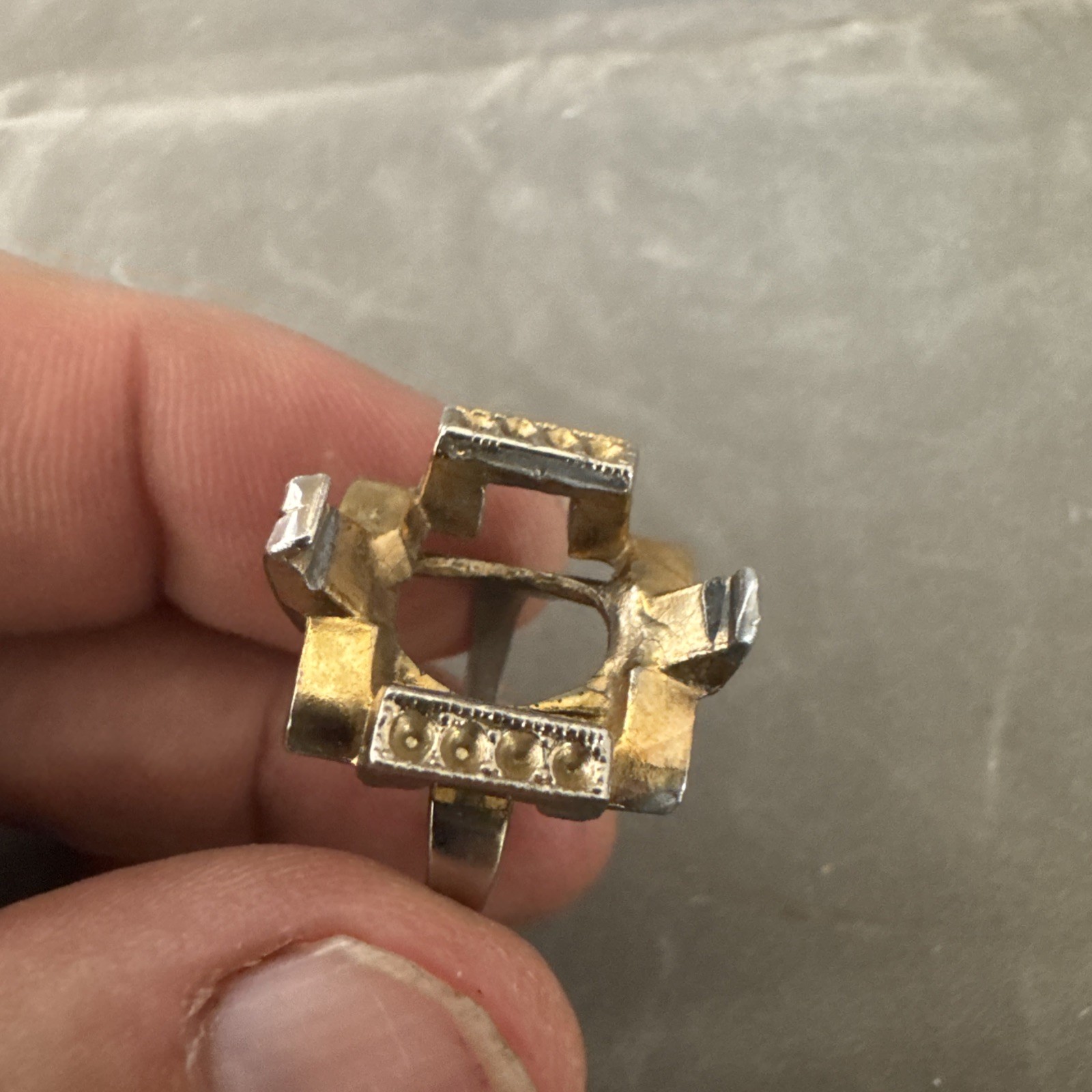 Mid Century Gemstone Set Mystery Ring Unknown Metal Flexible Sizing Silver Color