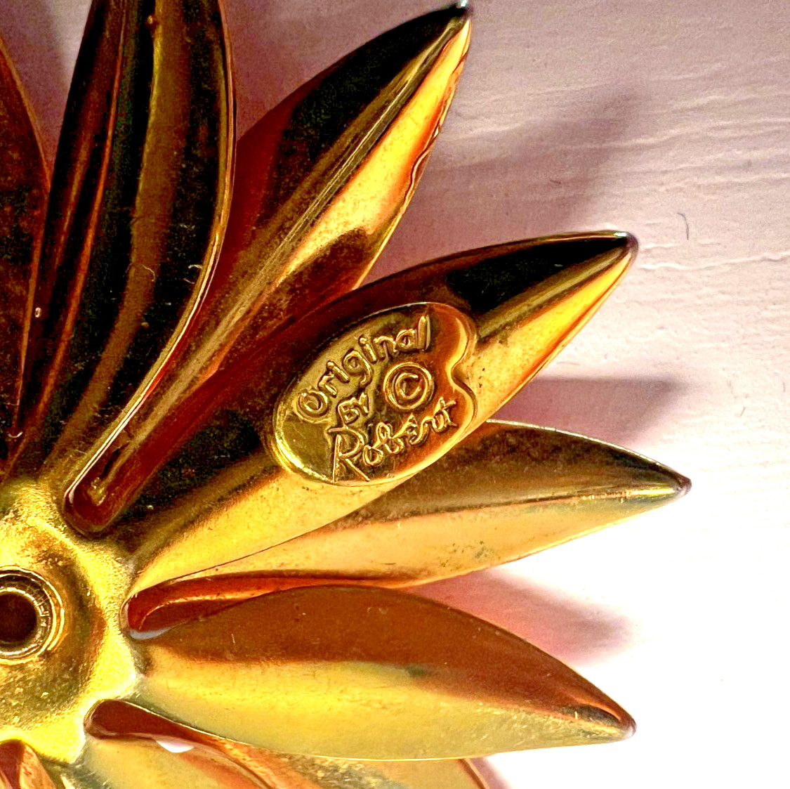 PRECIOUS Original By Robert Pink Daisy Enameled Metal Brooch with Ladybug