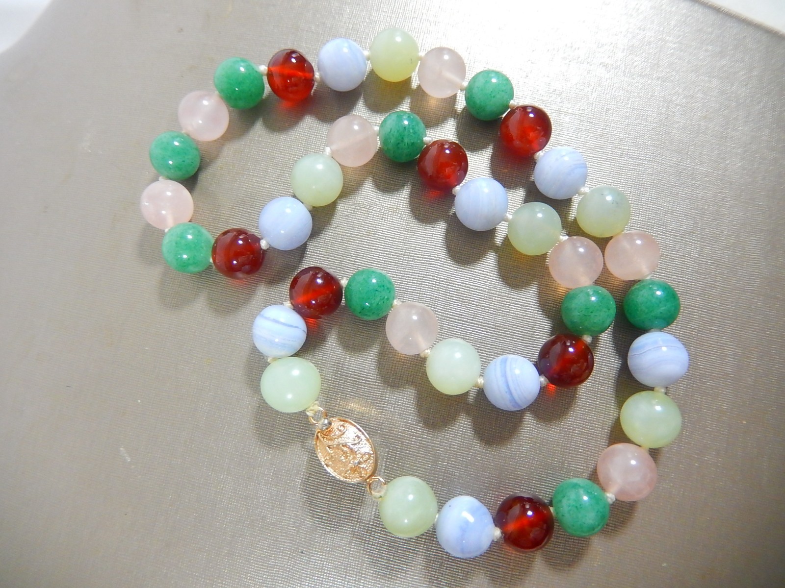 VTG CHINESE EXPORT HAND KNOTTED MULTI 10mm GEMSTONE 18″ NECKLACE W GILT CLASP
