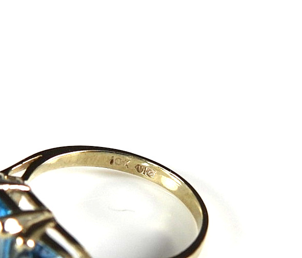 Vintage Solid 10K White Gold Ring 3 Stones Blue Topaz Gemstone Fine Jewelry