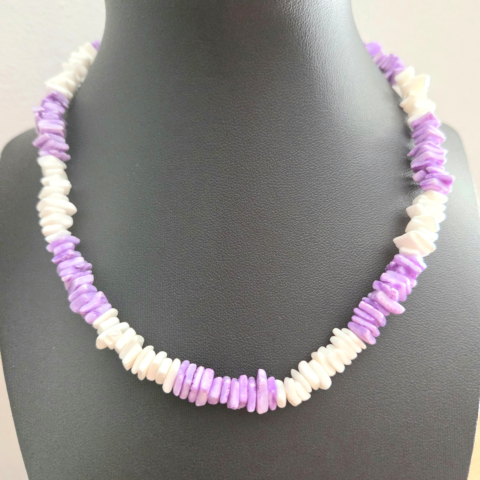 5 Surfer Heishi Puka Shell Necklace Hawaiian Vintage