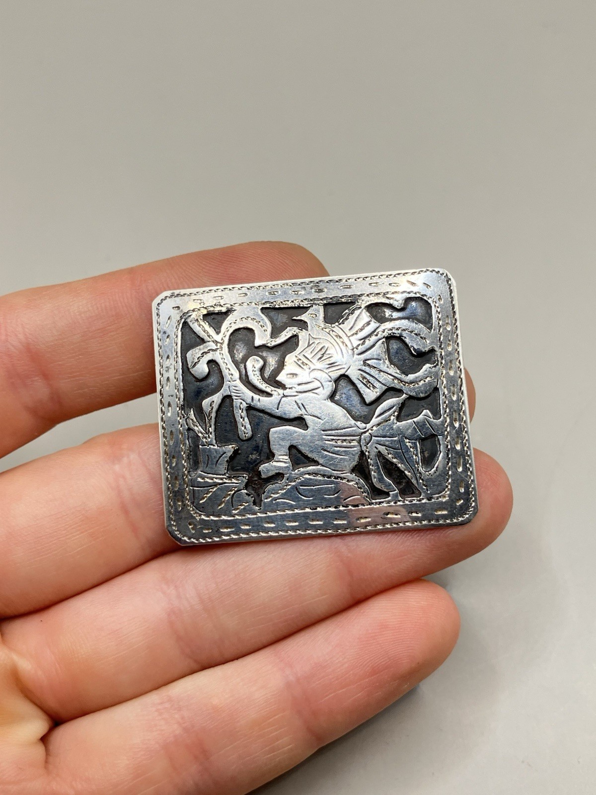 Vintage Guatemala 900 Fine Silver Figural Shaman Warrior Mayan Pin Brooch