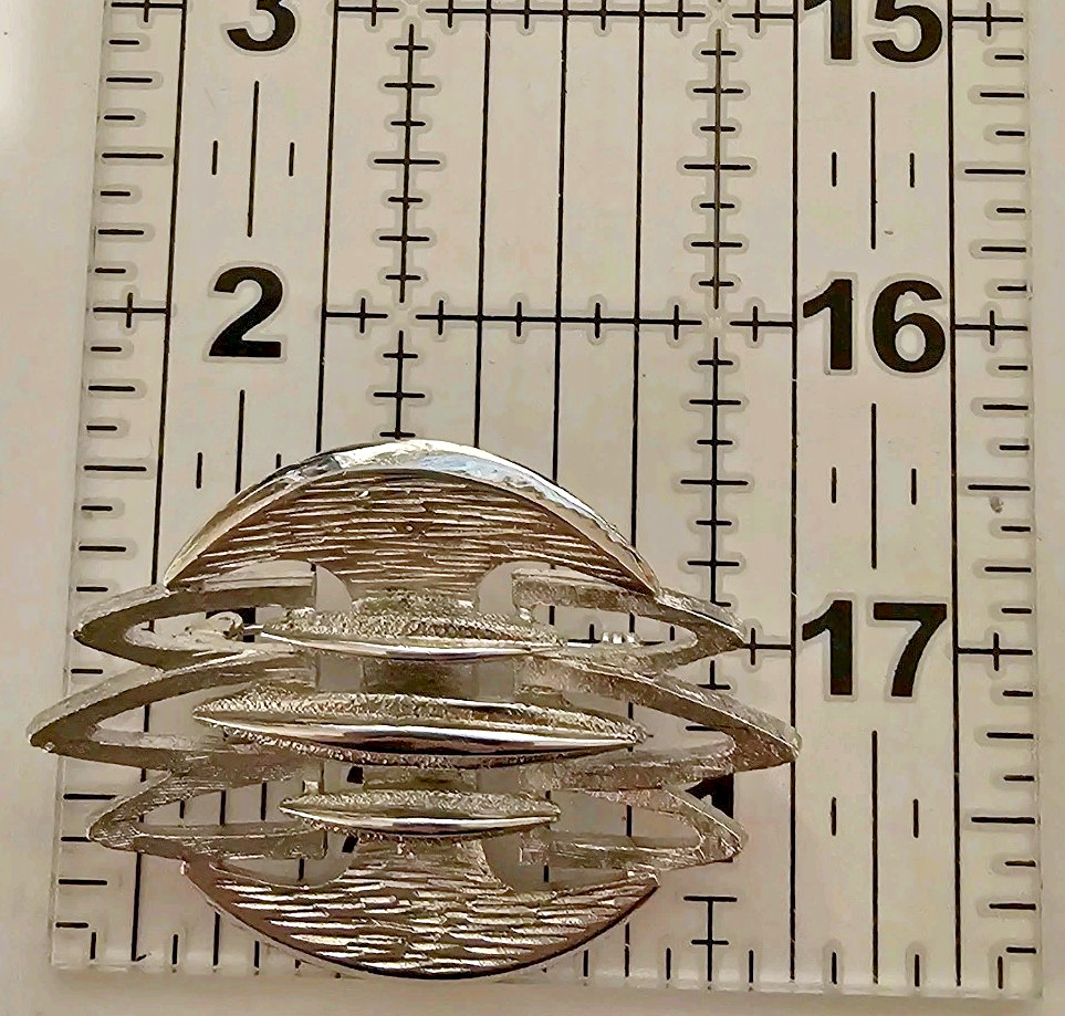 VTG CORO MCM Modernist Brutalist Silver Tone Brooch 2″ x 1.5″ Geometric Textured