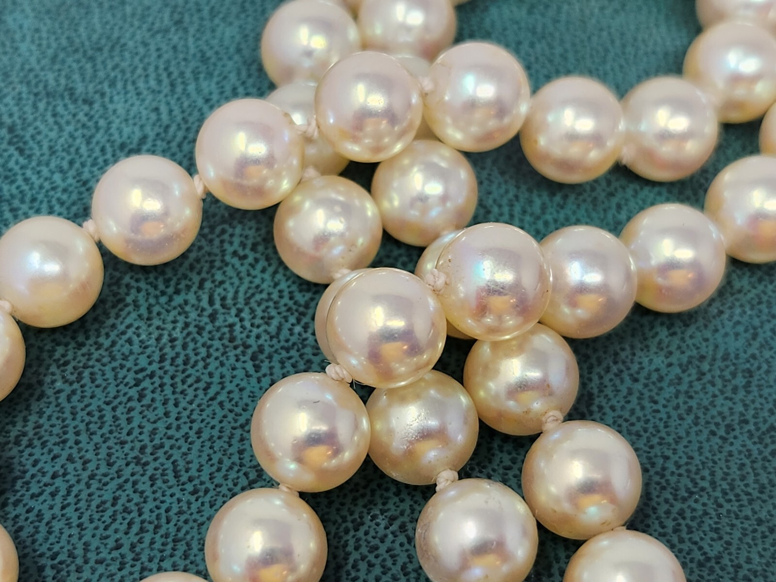 Heavy Hand-Knotted Faux Pearl Necklace 19″ Sheen 8mm Hook Clasp Marked 835 VTG