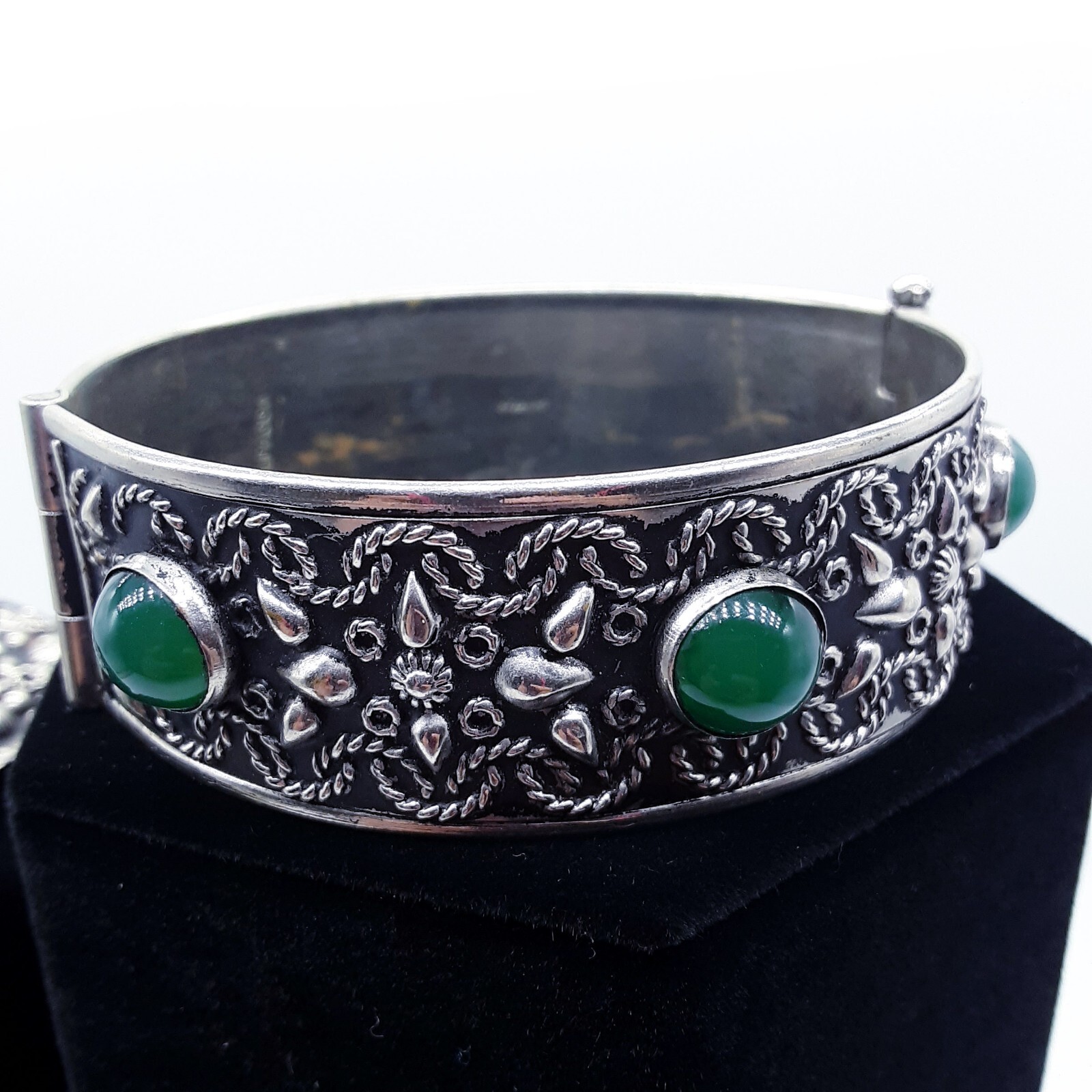 Vintage Set ornate Silver Clasp Bracelet w/ Safety Chain & brooch Italy