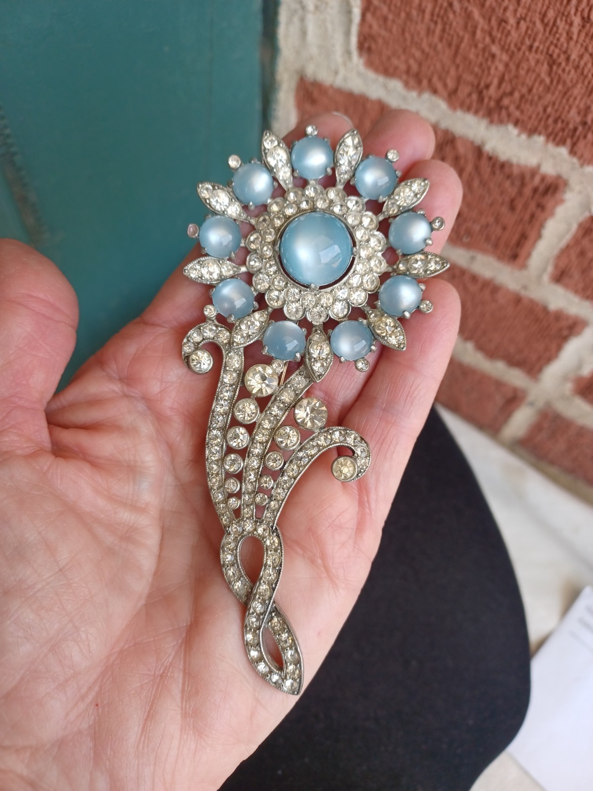 HUGE VINTAGE ART DECO ERA UNSGD CORO ? BLUE MOONGLOW CAB FLORAL RHINESTONE PIN