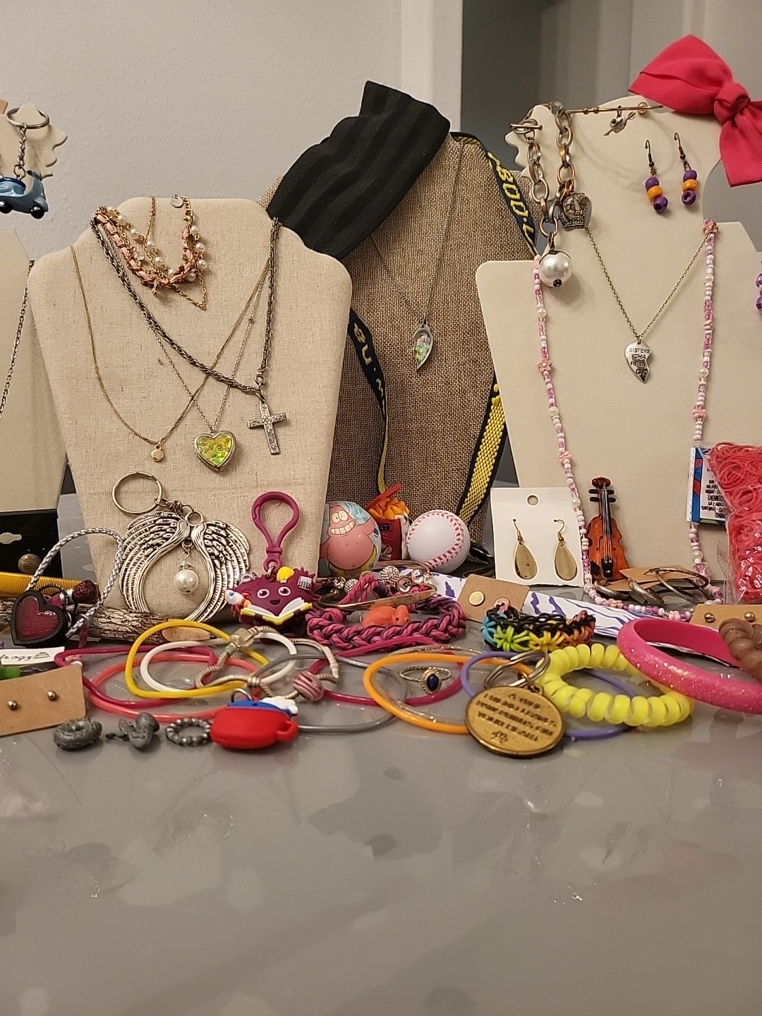 Costume Jewelry Lot 90 Pc + Girls Dress Up Box Collectibles, Hair Pcs And MoreG4