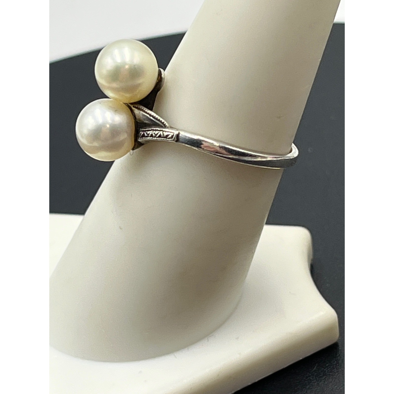 Mikimoto Vintage estate Akoya Pearl Sterling Silver 925 Toi et Moi Bypass Ring