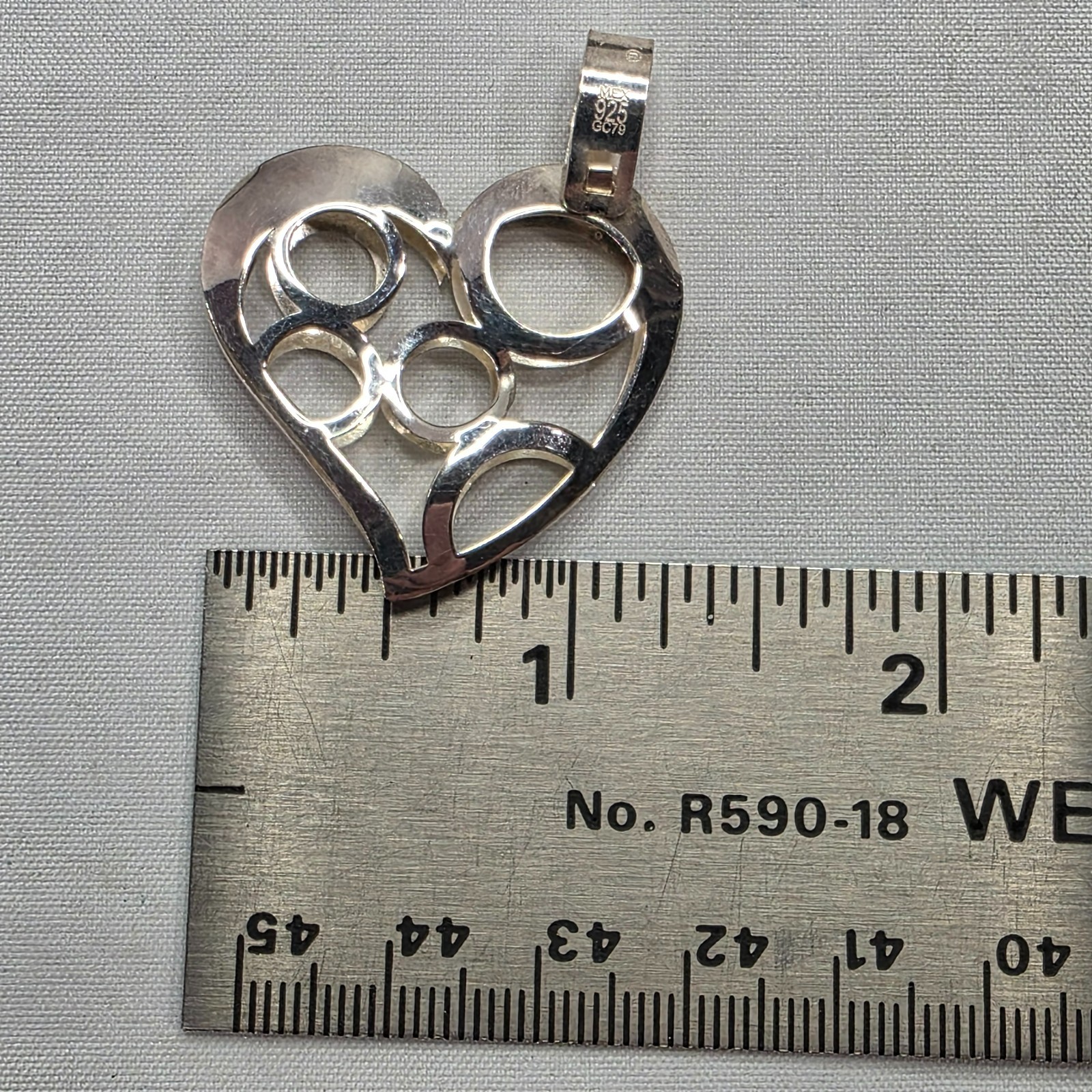 MCK MEX 925 Sterling Silver Heart Pendant Cutout Design GC79 3.84g