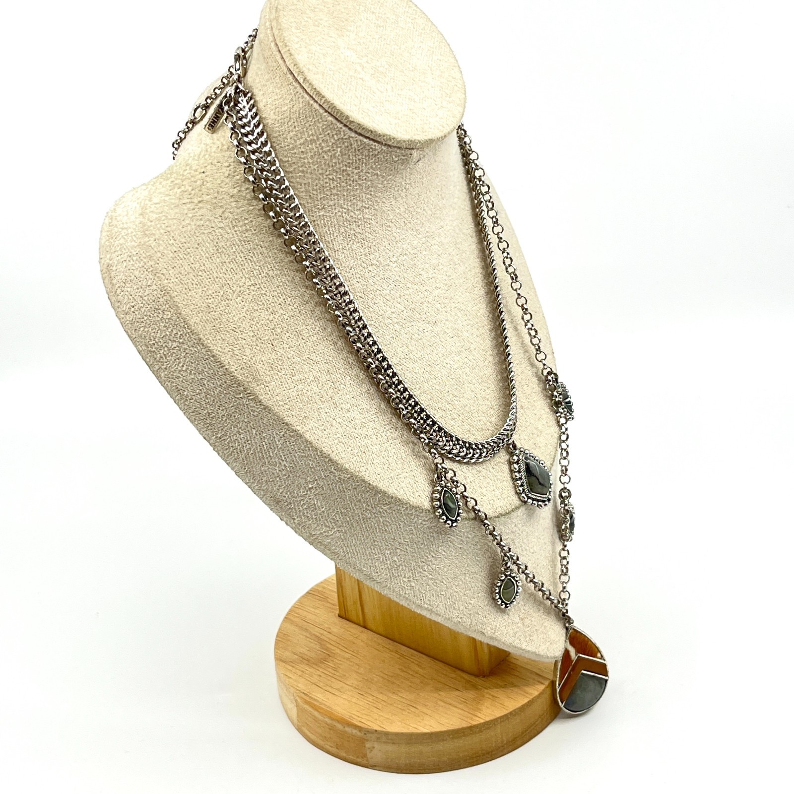 VTG Shyanne Southwest Boho Silver Tone Multi-Layer Mixed Stone Faux Fur Necklace