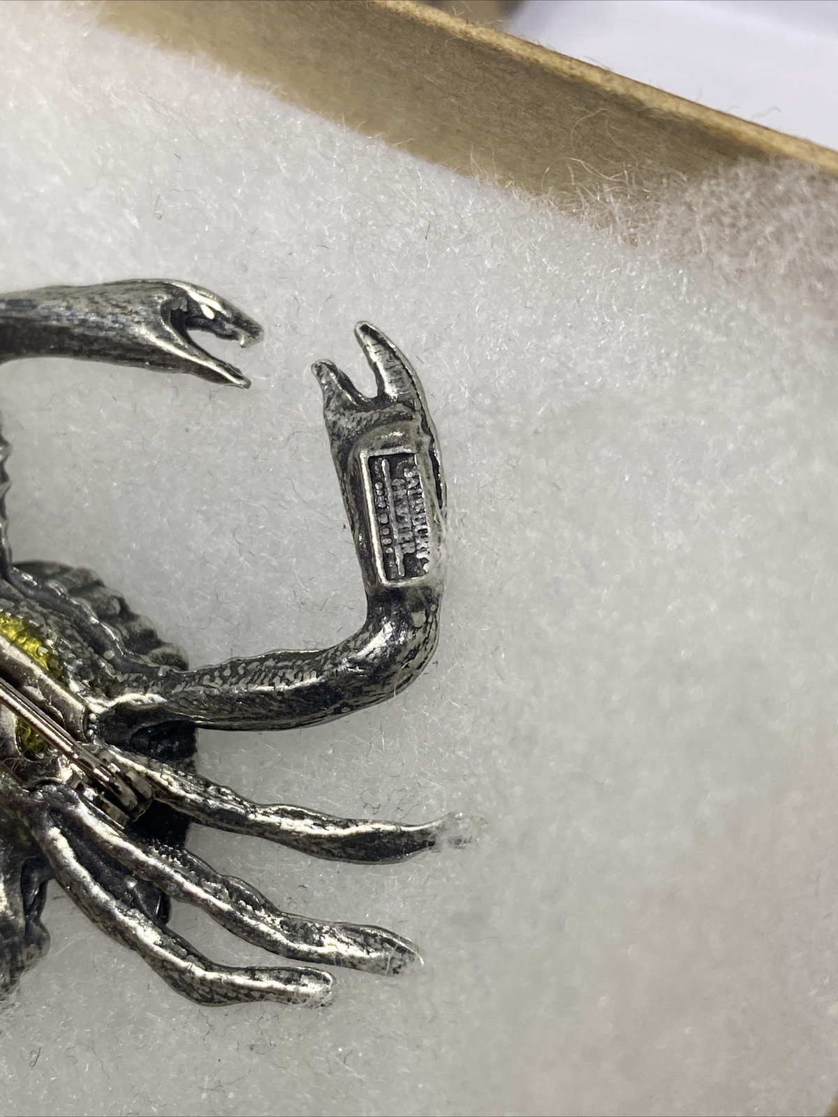Vintage Salisbury Pewter Crab Brooch Pin Ocean Beach Animal Jewelry Signed 2″