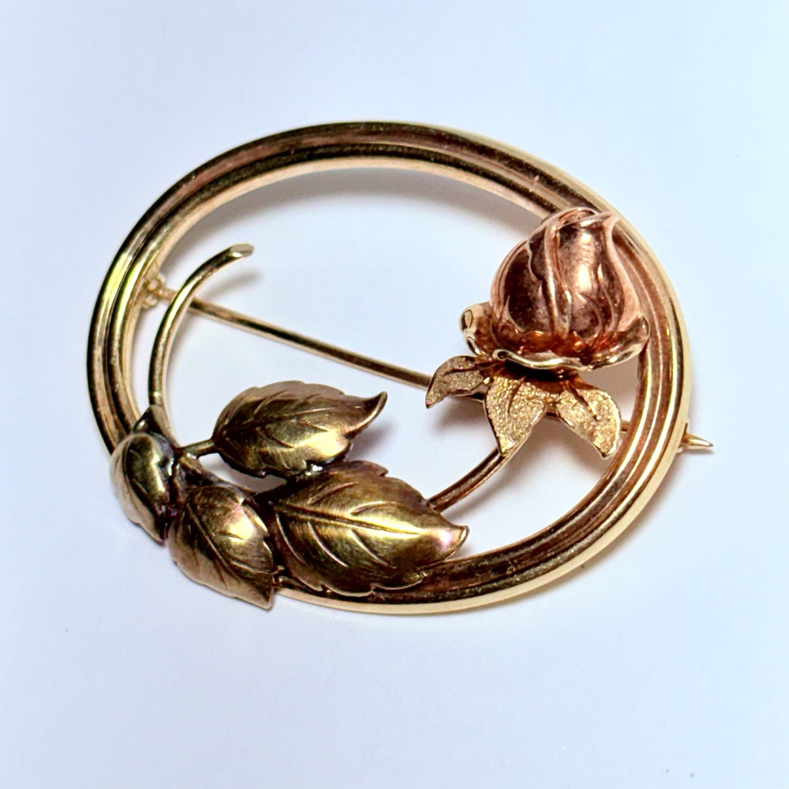 Vintage 14K Two-Tone Gold Rose Flower Leaf 39mm Open Oval Brooch Pin 5.5g