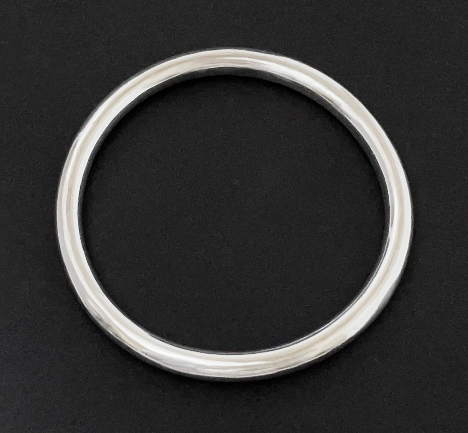 CLASSIC VINTAGE 925 STERLING SILVER ROUND HOOP BANGLE UNISEX