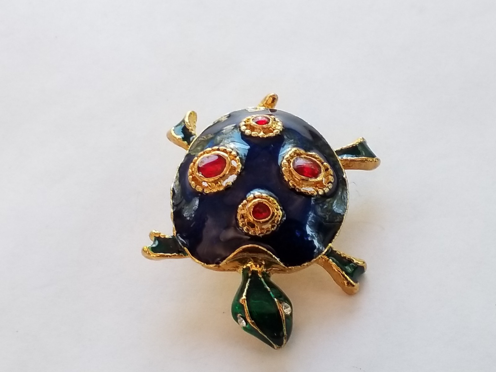 Vintage Turtle Brooch Collectible Cloak Pin Gold Tone Metal Enamel Finish Jewels