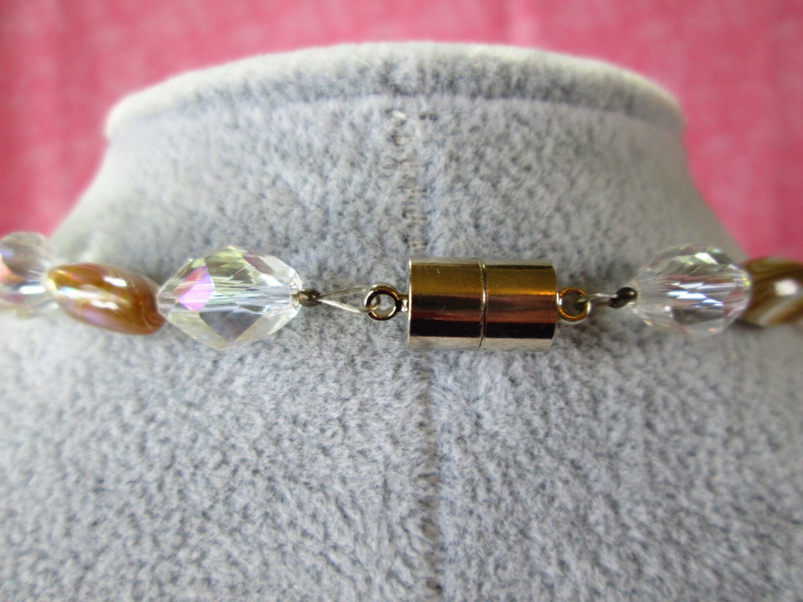 Glass Shell & Acrylic Bead Pendant Necklace 23″ / Neutral Tones & Clear / F
