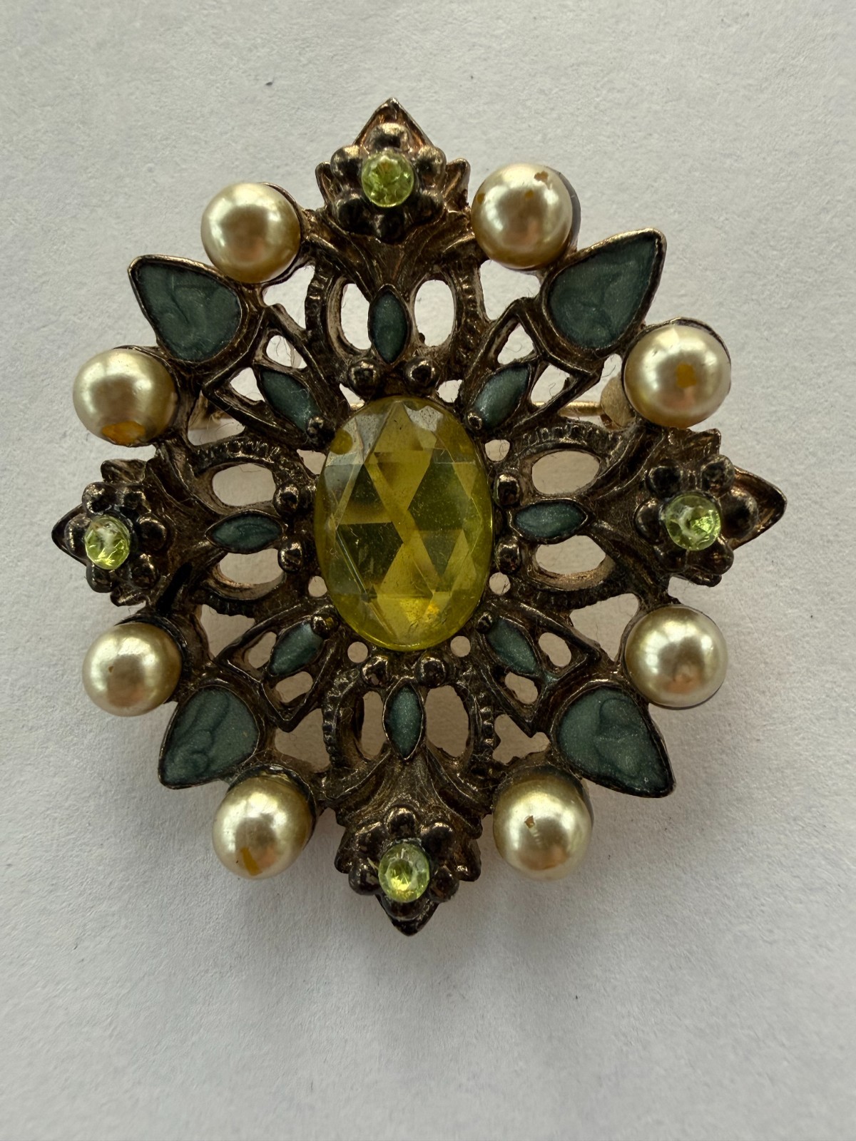 Vintage Brooch-Large Faceted Citrine Colored Stone w/ faux pearls