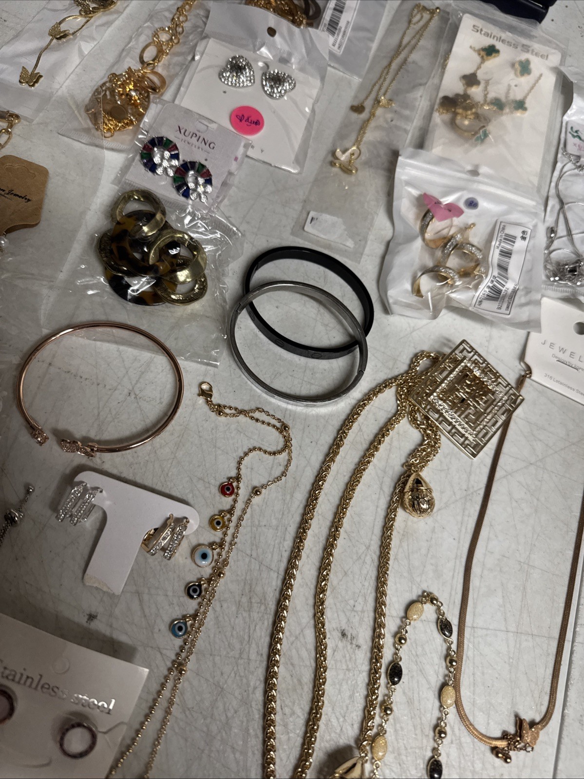 Lot Of Mix Vintage JEWERLY #6