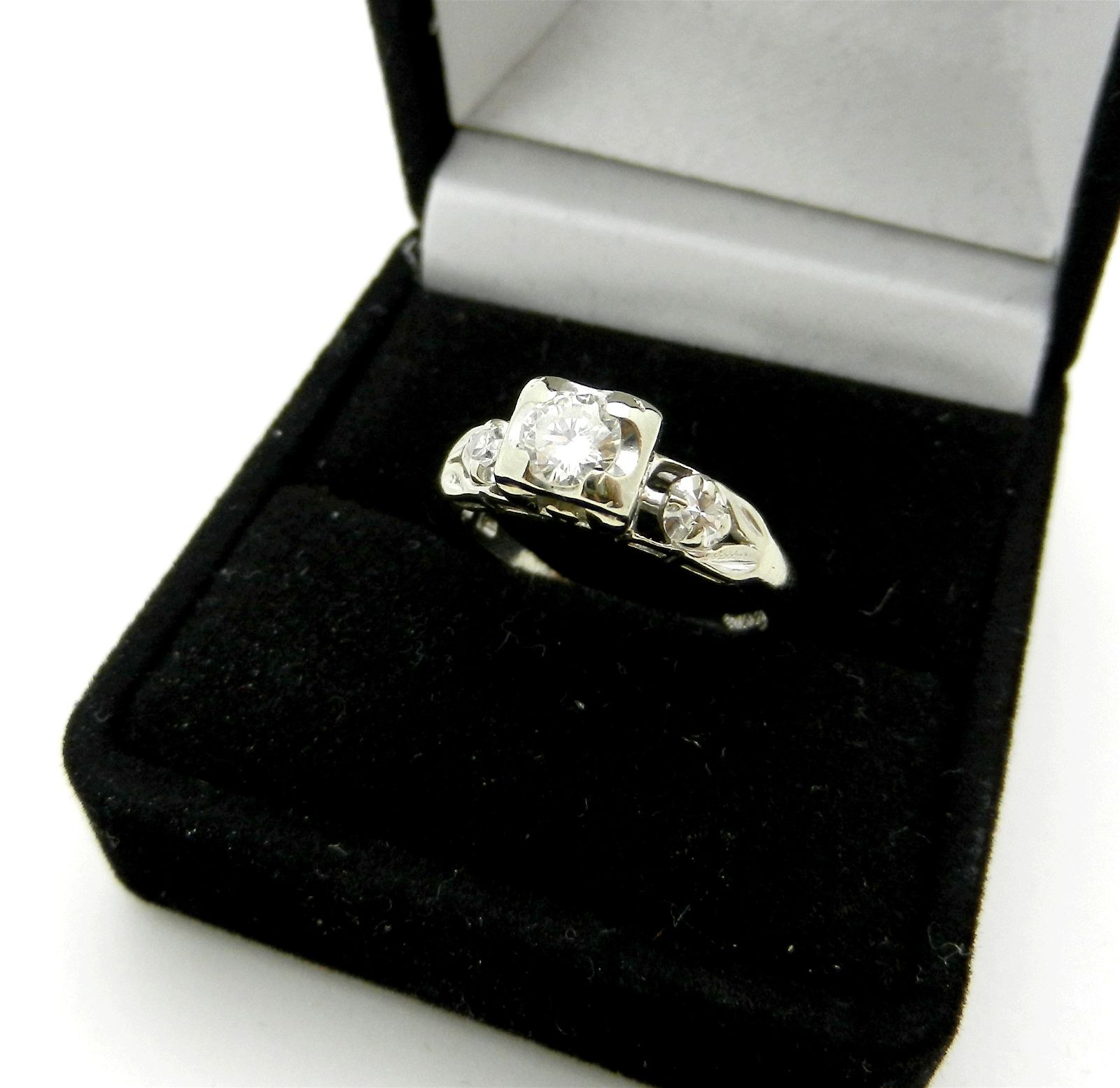 VINTAGE Art Deco solid 14k WHITE GOLD Diamonds Ring size 6