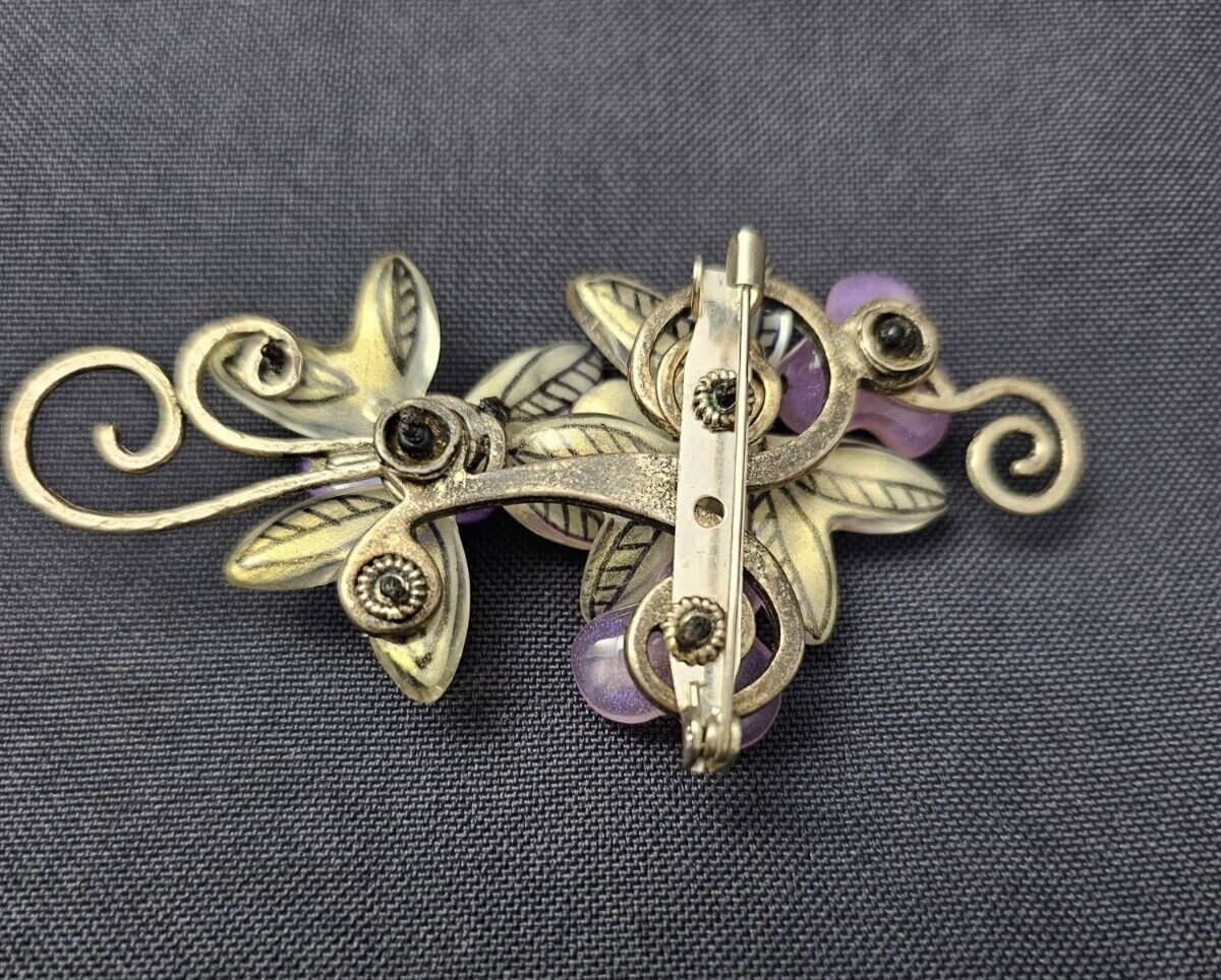 Vintage Lucite Brooch Floral Purple Pink & White Bouquet w Silver Tone Metal 3″