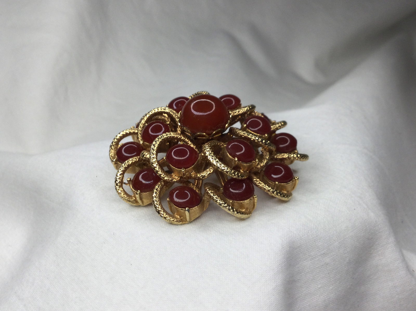 Vintage Sunburst Flower Swirl Brooch Pin Carnelian Goldtone 2” Multi Stone Retro