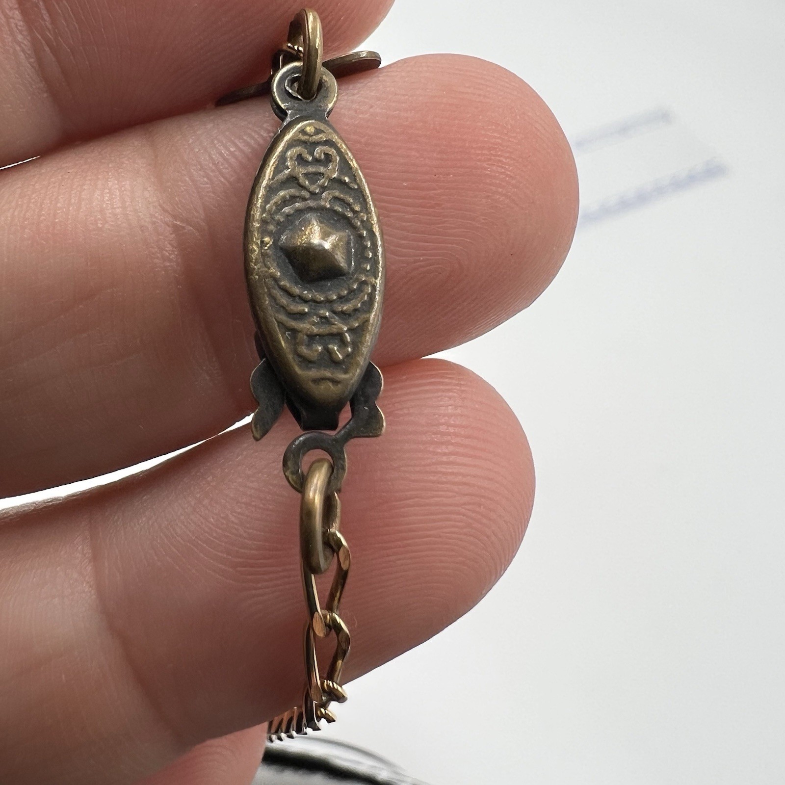 VTG GLASS WORKS STUDIO LTD Glass and Brass Heart CHARM NECKLACE Intaglio 24+”
