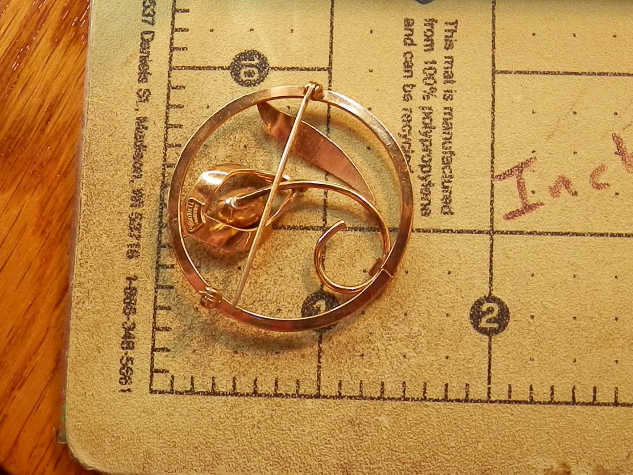 Art Deco Van Dell 12K Gold Filled Rhinestone Eternity Vintage 40’s Brooch 900s1