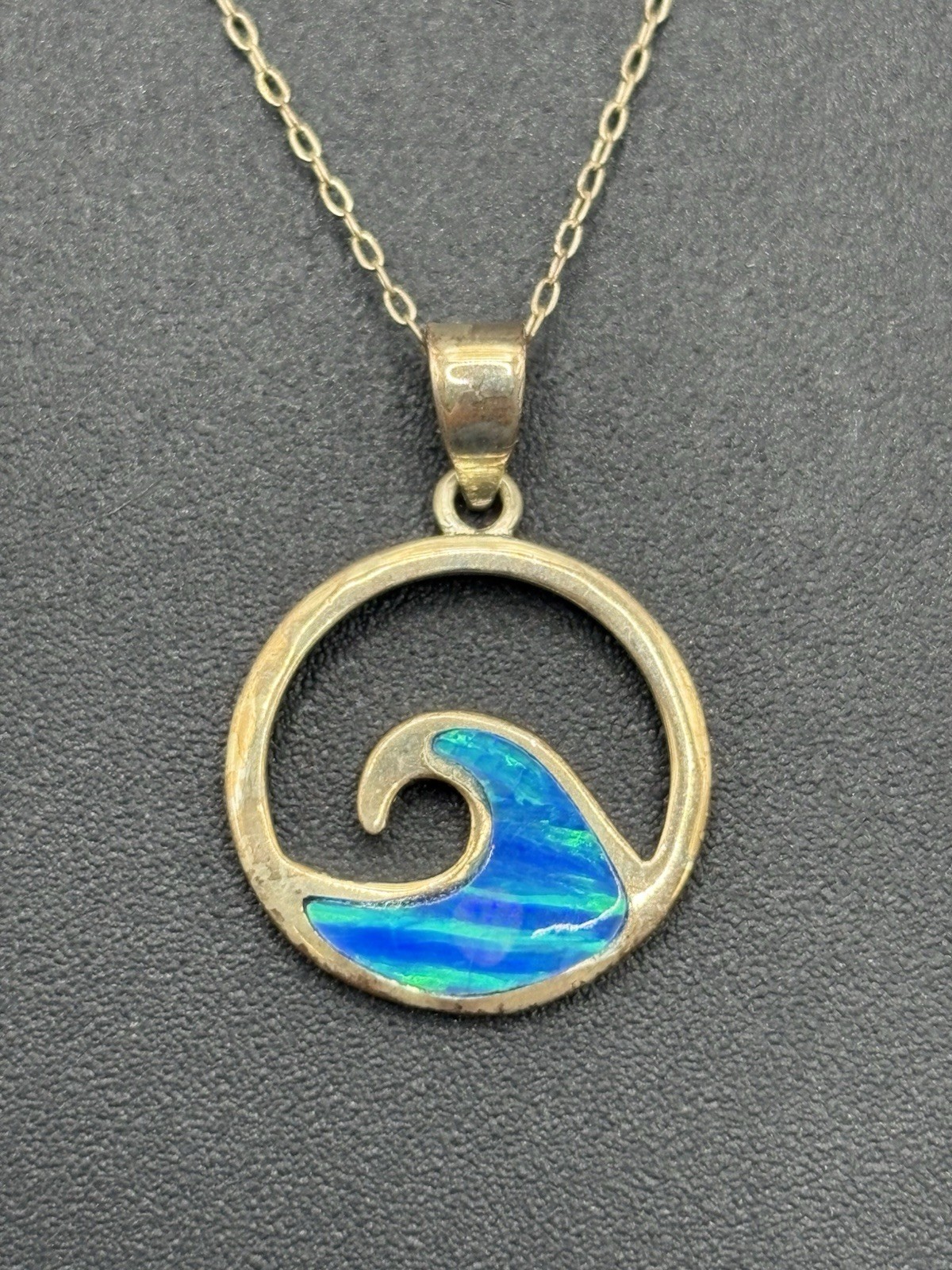 Vintage 18″ Sterling Silver Blue Opal Wave Pendant Necklace E5