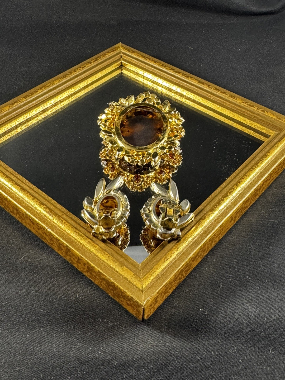Vintage JULIANA CAMEO SET TORTOISE FAUX TOPAZ RHINESTONES BROWN WITH GOLD TONE
