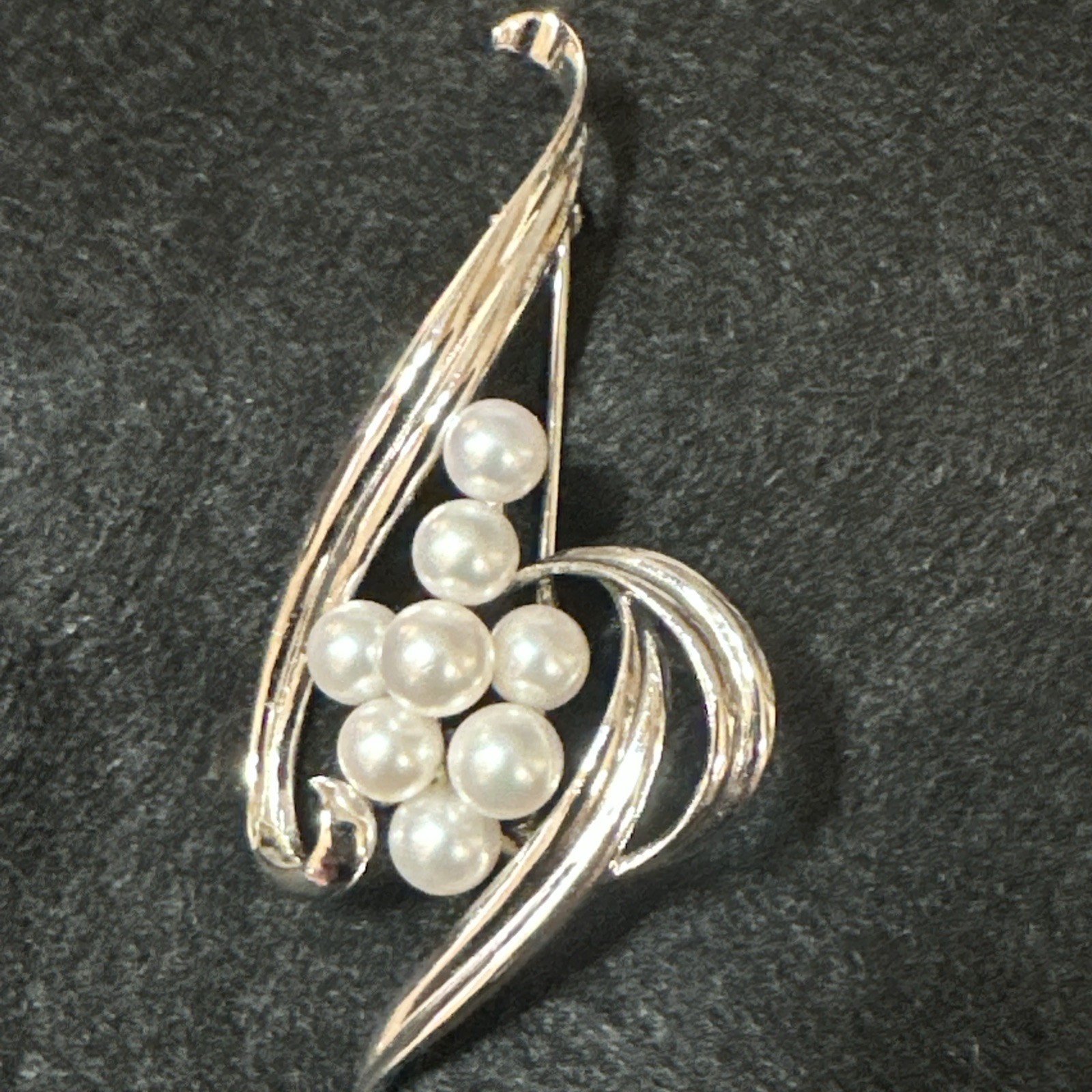 Vintage Sterling Silver MIKIMOTO PEARL SWIRL BROOCH 8 PEARLS