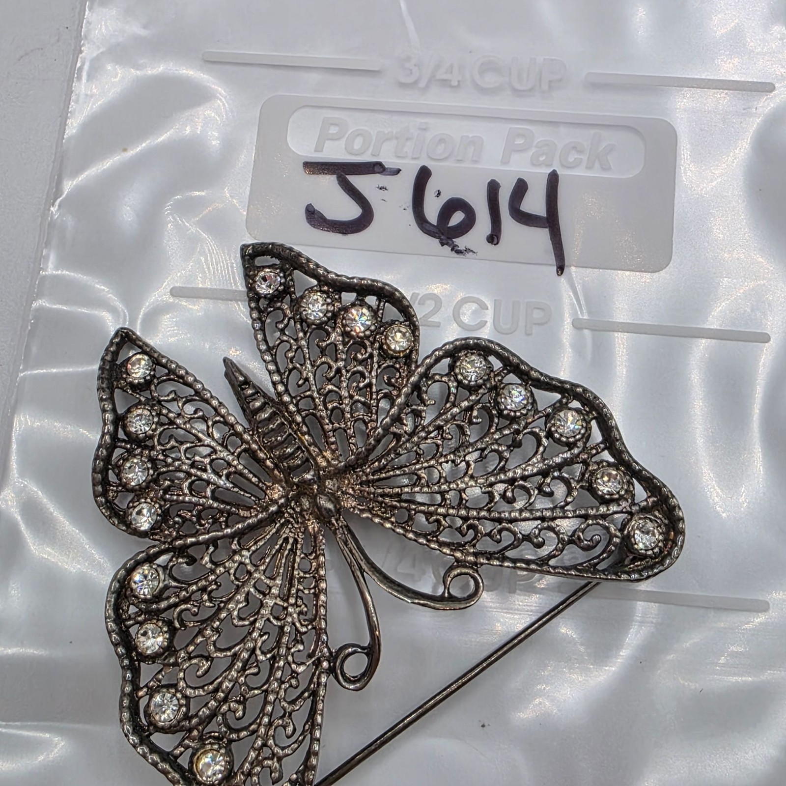 Vintage Filigree Butterfly Brooch Rhinestone Silver Tone Metal Pin Jewelry
