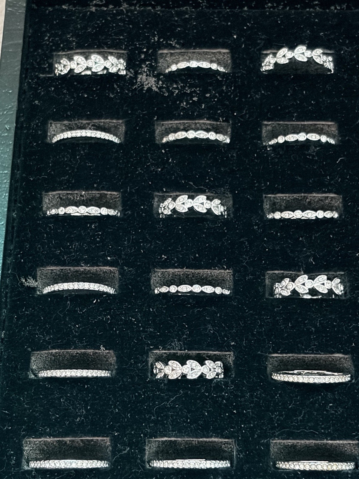 Vtg Retired Resale Lot Stella Dot Claudia Stackable Rings 36 NWOT All Sizes CZ
