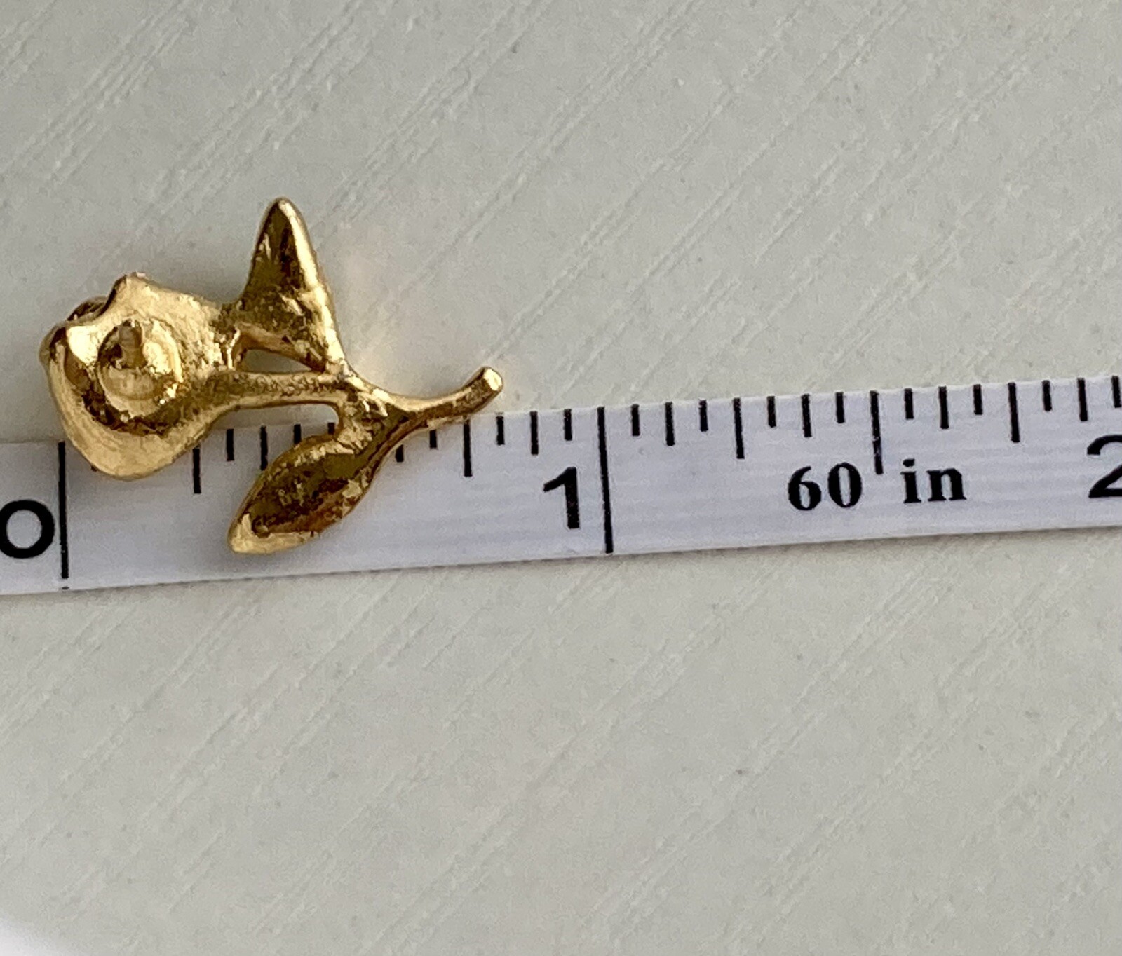 Vintage Rose Flower Lapel Pin Green Enamel Pink Spinel Gem Gold Tone 3/4in 3.3g
