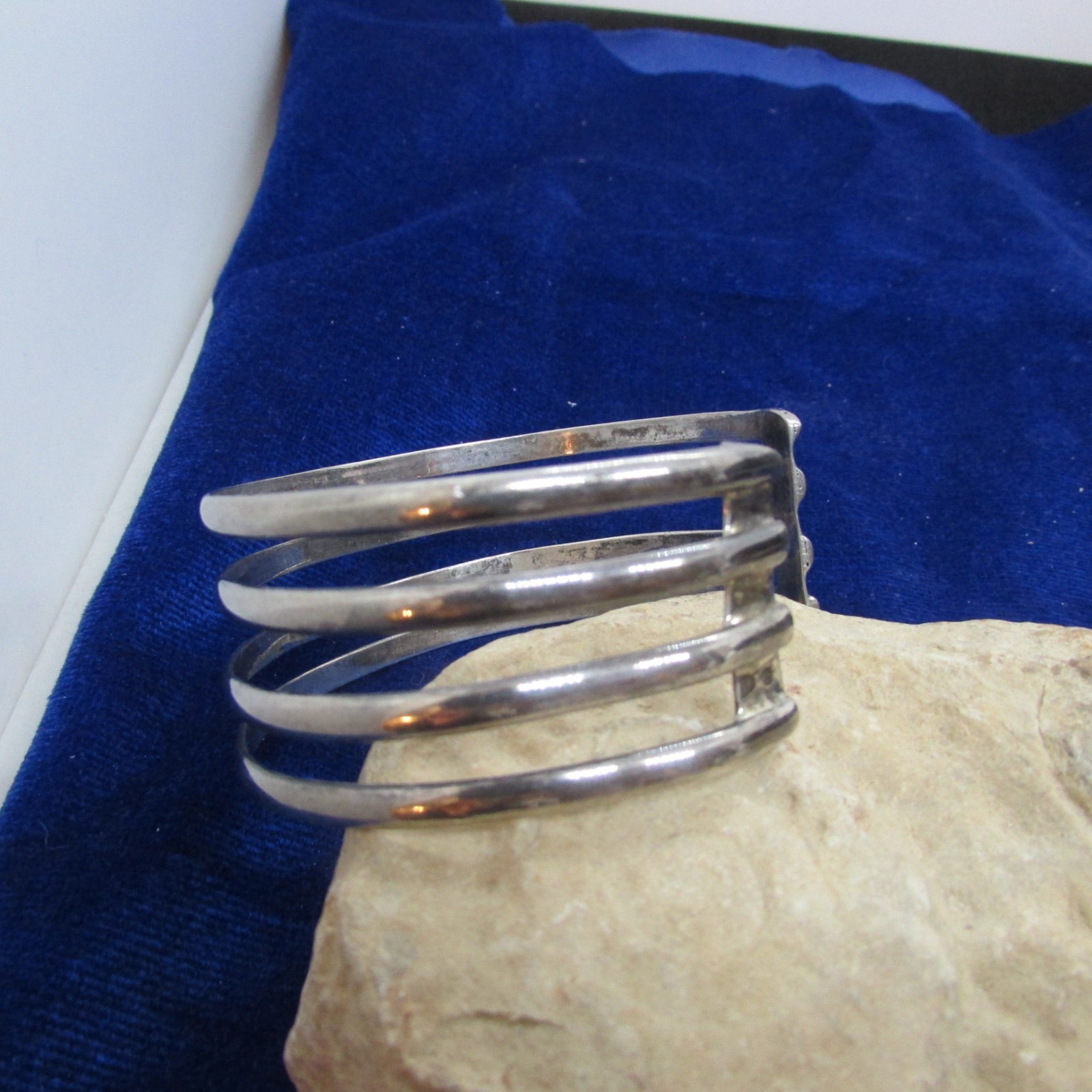 VINTAGE MEXICAN 4 BAND STERLING CUFF SIGNED MEXICO TT – 06 925